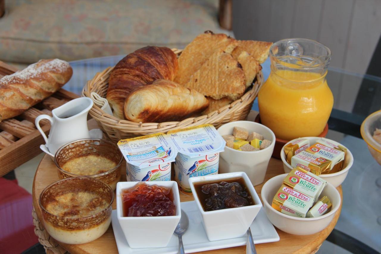 Chambre D'Hotes Aux Sables D'Olonne 莱萨布勒-多洛讷 外观 照片